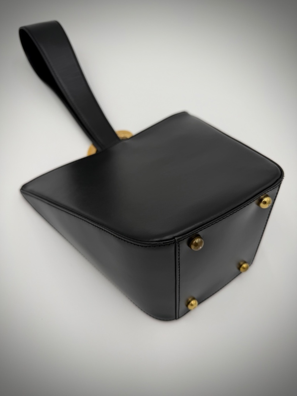 Cartier Panthère Bucket Bag — Black Calfskin - Picture 9 of 11